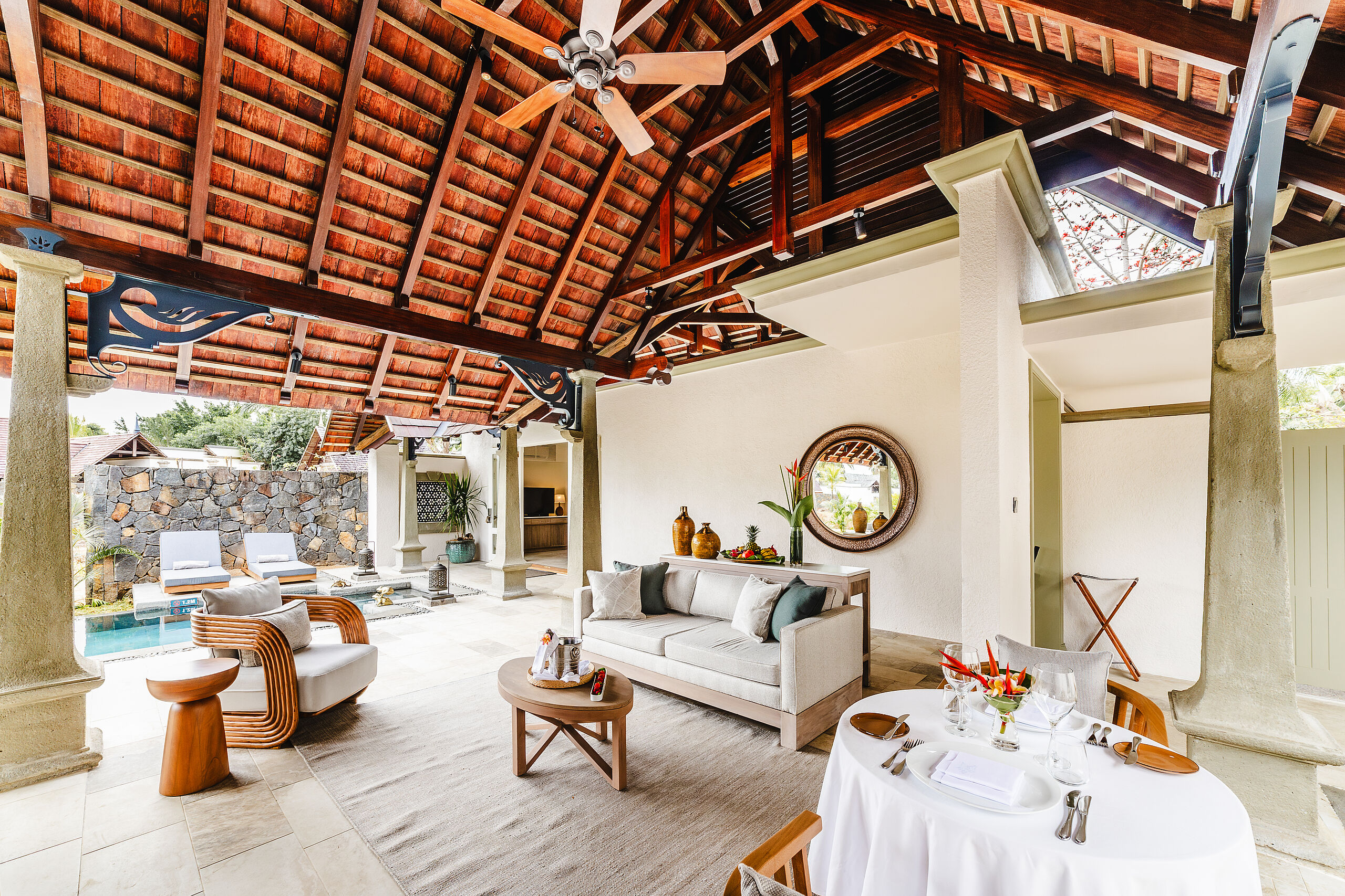 Maradiva Villas Resort & Spa